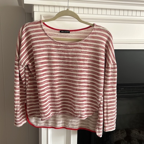 Jella Couture sweater - Picture 2 of 9